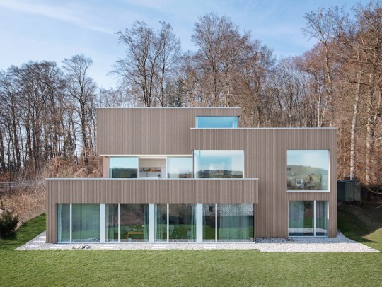 BILD:       		Haus E1            