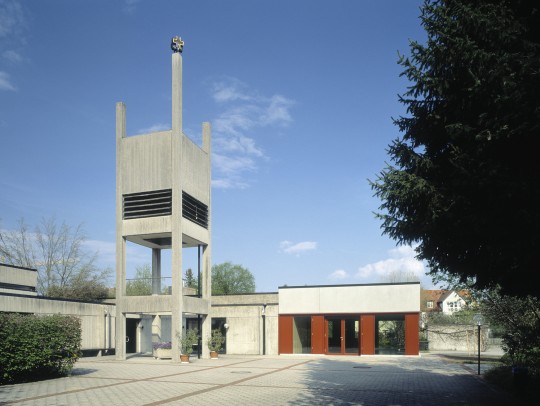 BILD:       		Carolinenkirche Gemeindesaal            