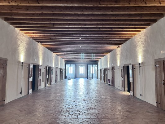 Die Zimmer (die ehemaligen Klosterzellen) im Monastero Arx Vivendi