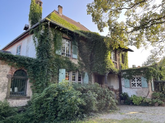 Unsere neue Unterkunft: Die Villa von Madame Beatrice in Boersch